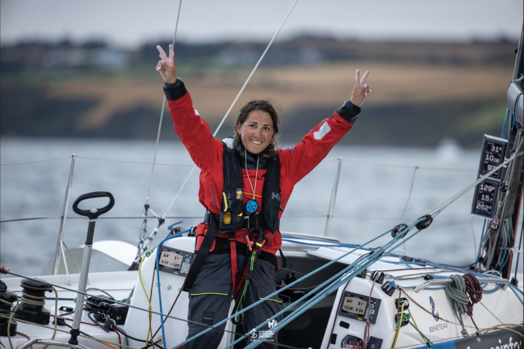 Solitaire du Figaro Paprec : Julie Simon prend la troisième place sur la 1ère étape