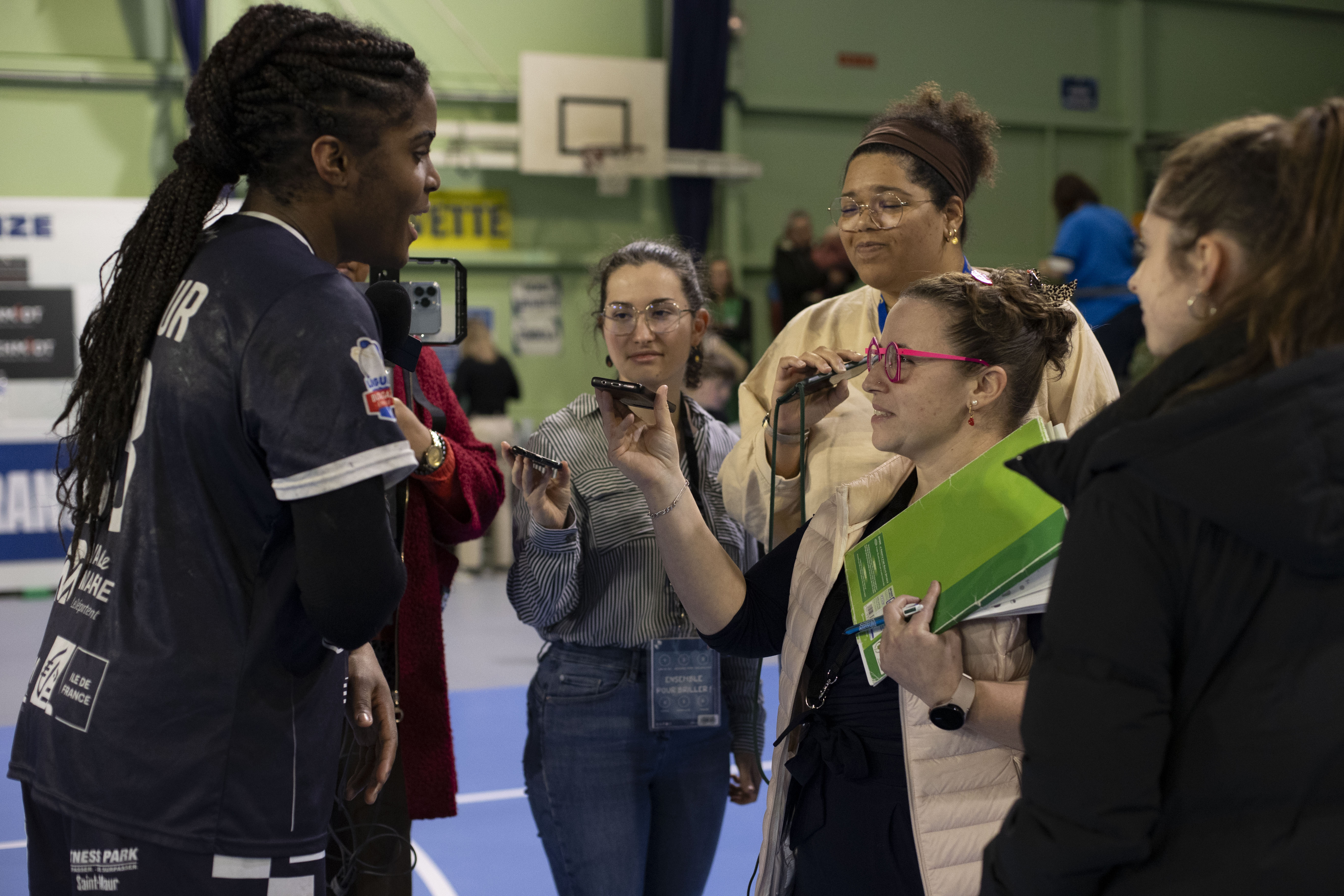 Les jeunes journalistes du programme Pas de Jeux sans Elles. Crédit Marie Lopez-Vivanco/FDJ