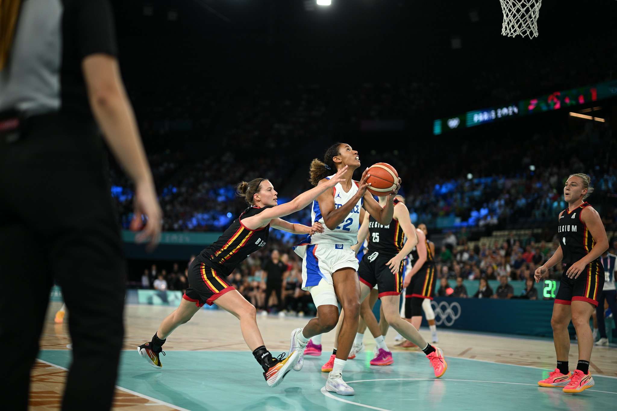 Marième Badiane lors de la demi-finale des Jeux olympiques de Paris 2024 contre la Belgique. © CNOSF/KMSP