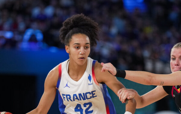 Leïla Lacan lors de la demi-finale face à la Belgique des Jeux olympiques de Paris 2024.