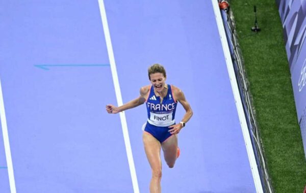 Alice finot lors de la finale du 3000 steeple des JO de Paris 2024. ©️ CNOSF/KMSP